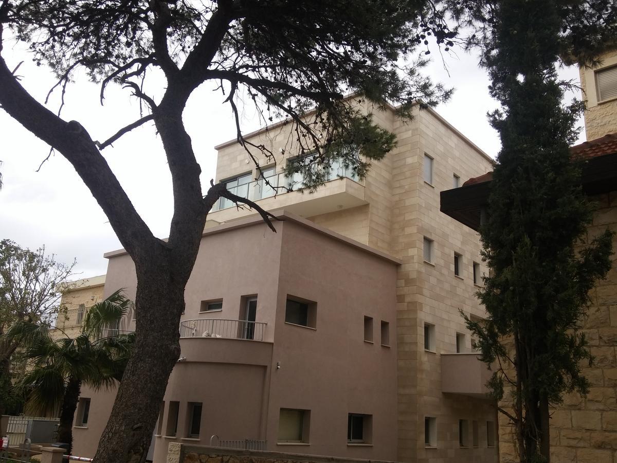 Rothschild 1929 Luxury Apartments Hotel Haifa Exteriör bild
