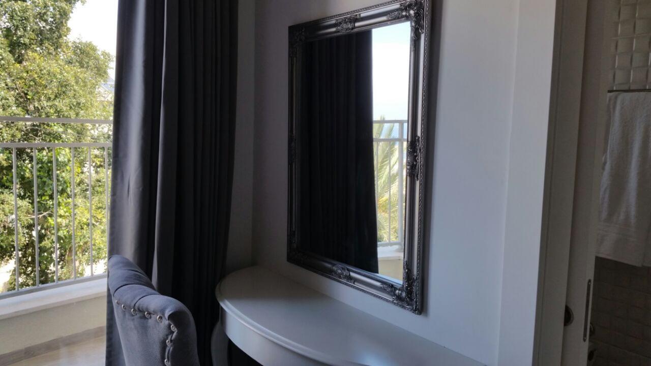 Rothschild 1929 Luxury Apartments Hotel Haifa Exteriör bild