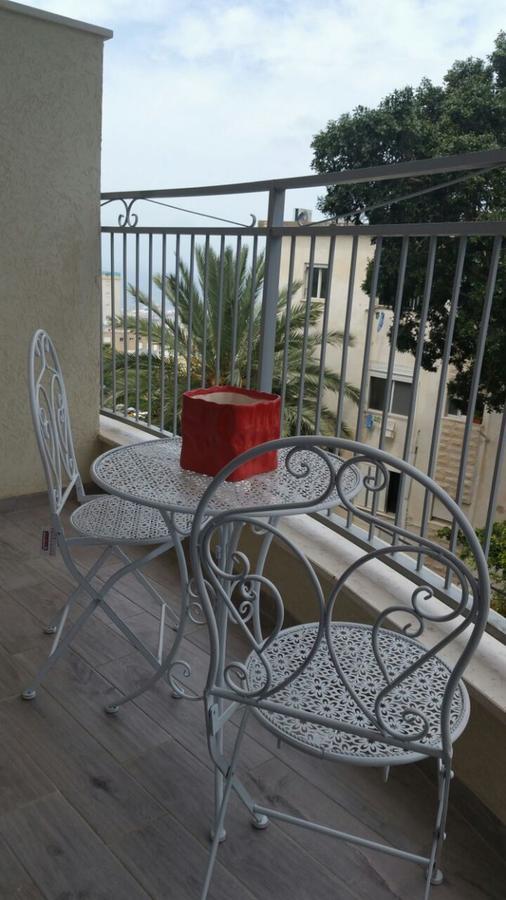 Rothschild 1929 Luxury Apartments Hotel Haifa Exteriör bild